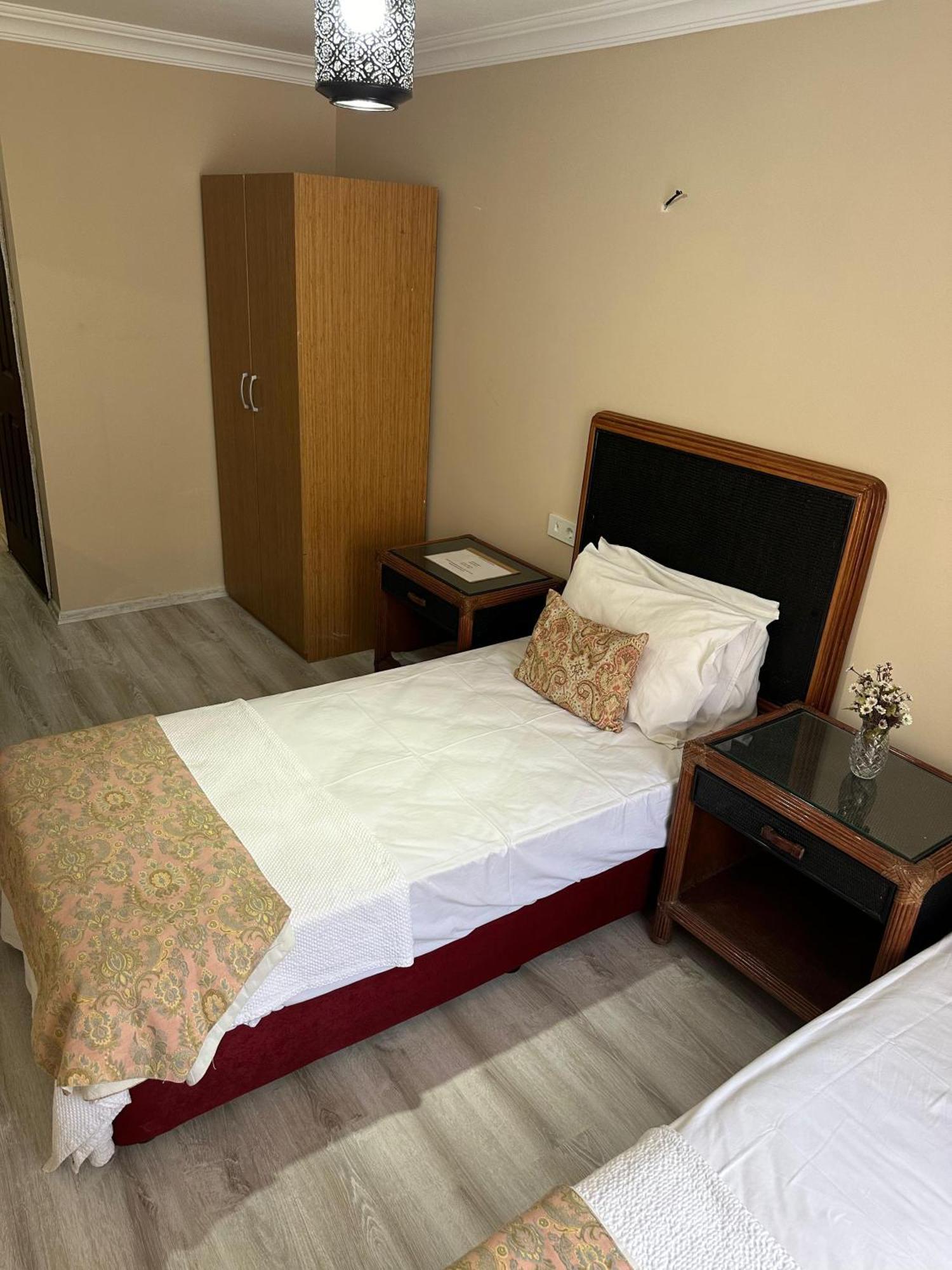 Loost Town Inn Hotel أنطاليا المظهر الخارجي الصورة